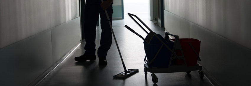 Limpieza de escaleras para zonas residenciales
