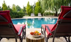 Contratar un servicio de limpieza para piscinas